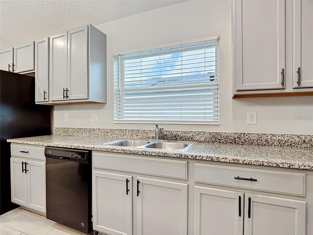 3040 LAKES CREST AVENUE, St Cloud, FL 34772