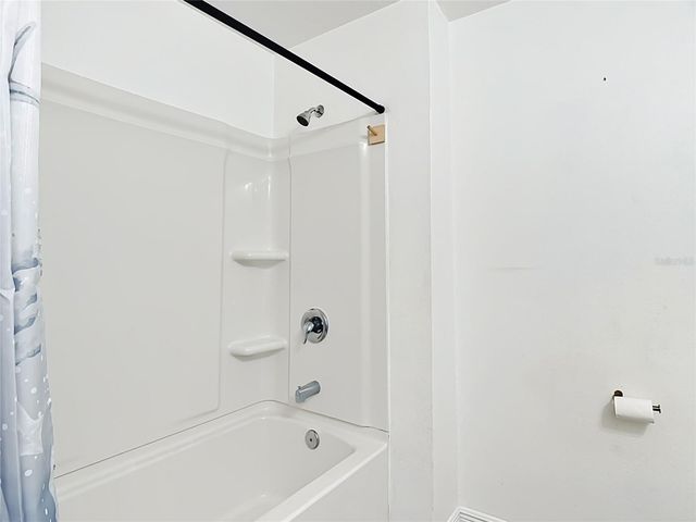3040 LAKES CREST AVENUE, St Cloud, FL 34772