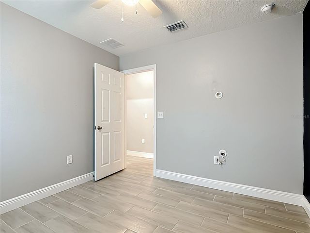 3040 LAKES CREST AVENUE, St Cloud, FL 34772