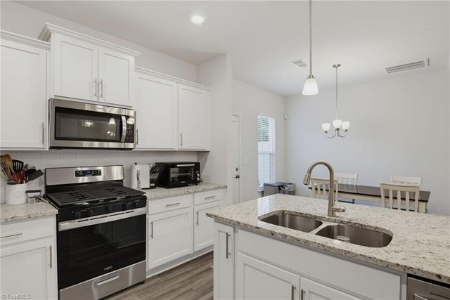 4020 Beckton Trail, Jamestown, NC 27282