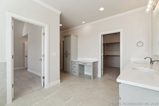 5502 E 174th Street S, Bixby, OK 74008