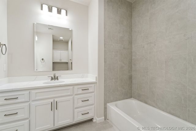 5502 E 174th Street S, Bixby, OK 74008