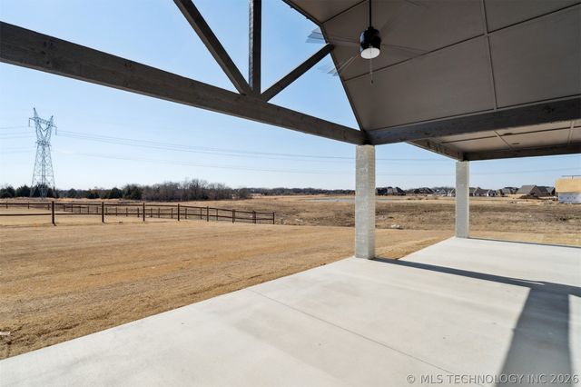 5502 E 174th Street S, Bixby, OK 74008