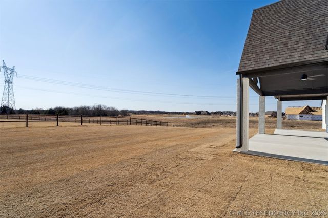 5502 E 174th Street S, Bixby, OK 74008