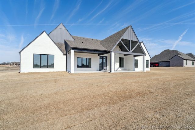 5502 E 174th Street S, Bixby, OK 74008