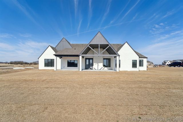 5502 E 174th Street S, Bixby, OK 74008