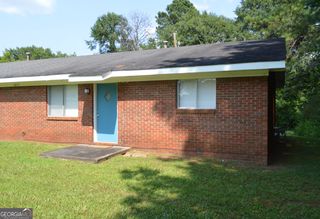 8859 Main Street 2, Woodstock, GA 30188