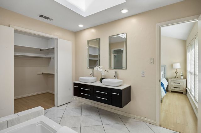 6802 Mccallum Boulevard, Dallas, TX 75252