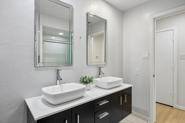 6802 Mccallum Boulevard, Dallas, TX 75252