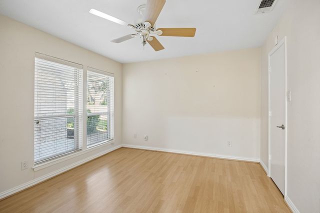 6802 Mccallum Boulevard, Dallas, TX 75252