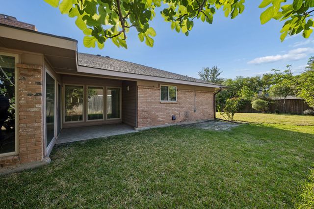 6802 Mccallum Boulevard, Dallas, TX 75252