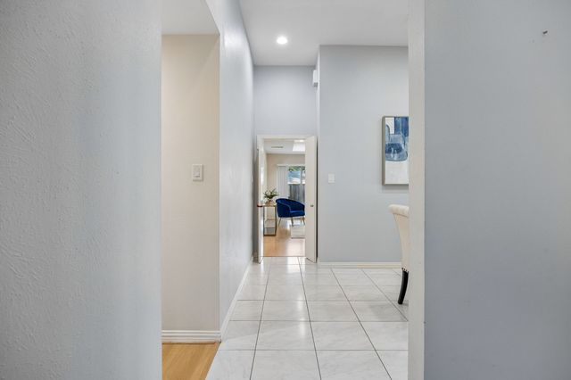 6802 Mccallum Boulevard, Dallas, TX 75252