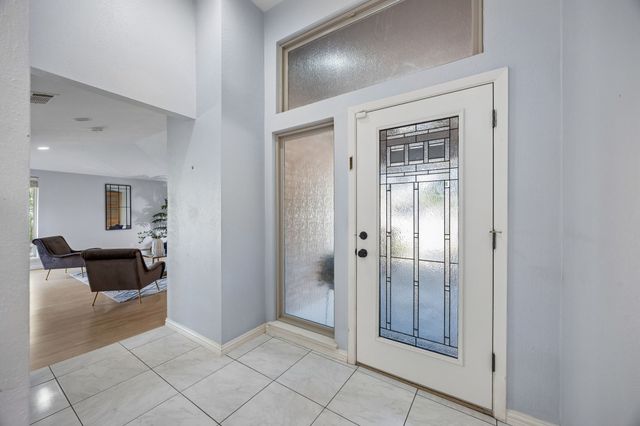 6802 Mccallum Boulevard, Dallas, TX 75252