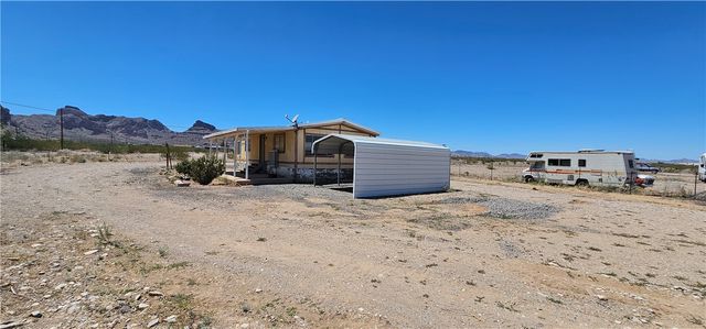 7507 W Shinarump Drive, Golden Valley, AZ 86413