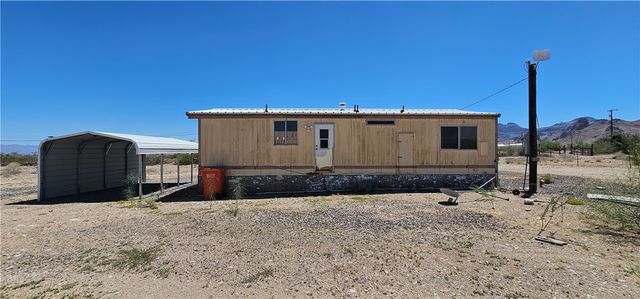 7507 W Shinarump Drive, Golden Valley, AZ 86413