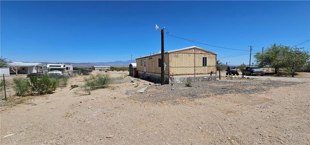 7507 W Shinarump Drive, Golden Valley, AZ 86413