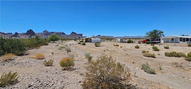 7507 W Shinarump Drive, Golden Valley, AZ 86413