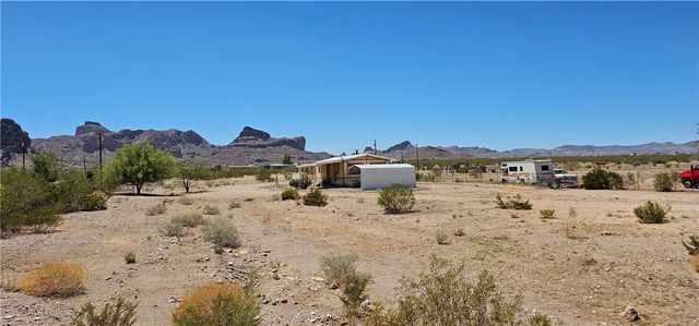 7507 W Shinarump Drive, Golden Valley, AZ 86413