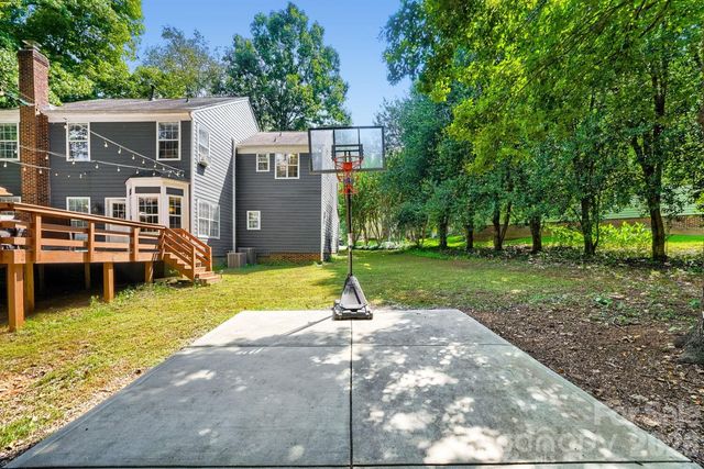 4736 Kirkgard Trail, Charlotte, NC 28269