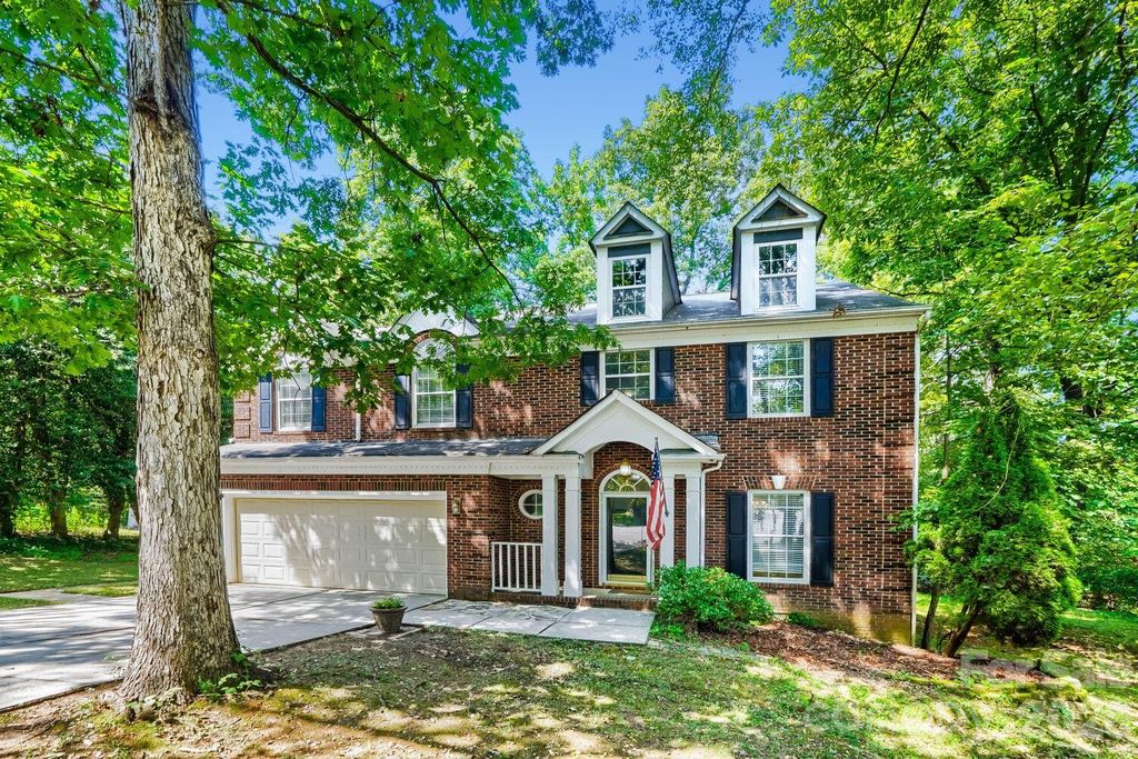 4736 Kirkgard Trail, Charlotte, NC 28269