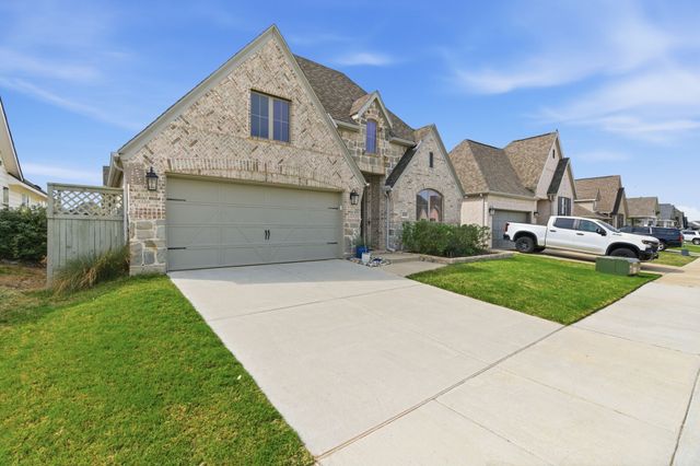 2429 Lazy Dog Lane, Northlake, TX 76247
