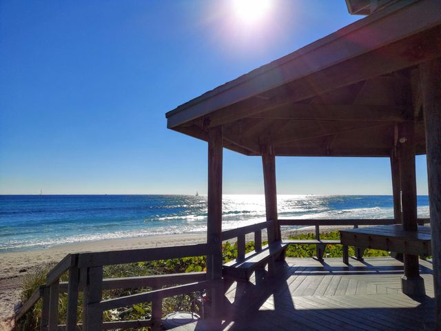 5505 N Ocean Boulevard 2-201, Ocean Ridge, FL 33435