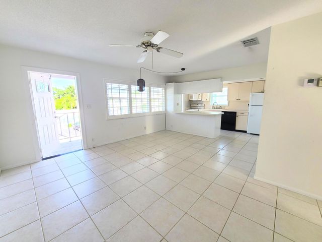 5505 N Ocean Boulevard 2-201, Ocean Ridge, FL 33435