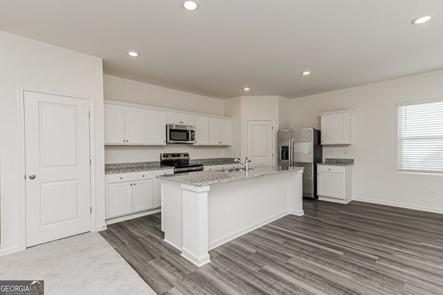 7008 Rochford Drive, Covington, GA 30014