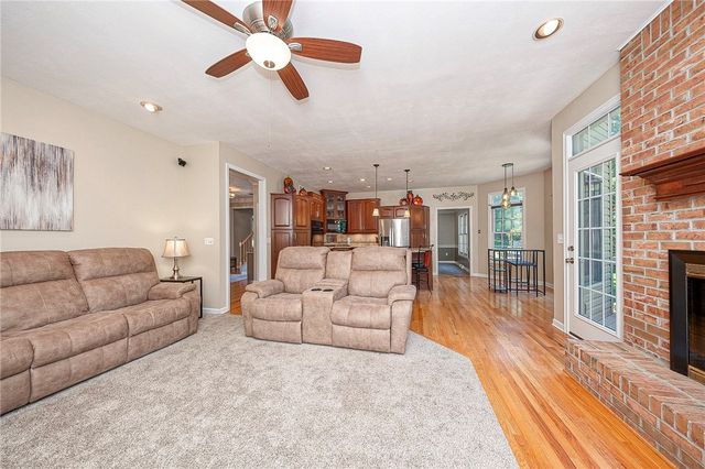 145 Village, Cranberry Twp, PA 16066