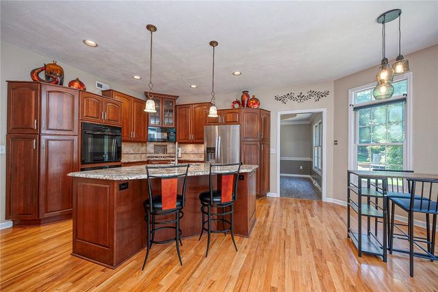 145 Village, Cranberry Twp, PA 16066