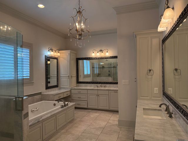 11752 Petit Pierre Ave, Baton Rouge, LA 70810