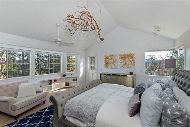 27832 St Bernard, Lake Arrowhead, CA 92352
