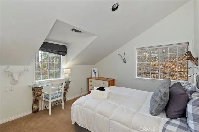 27832 St Bernard, Lake Arrowhead, CA 92352