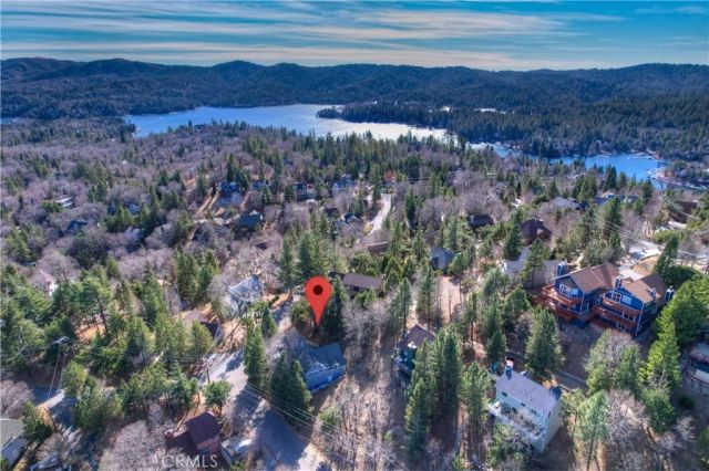 27832 St Bernard, Lake Arrowhead, CA 92352