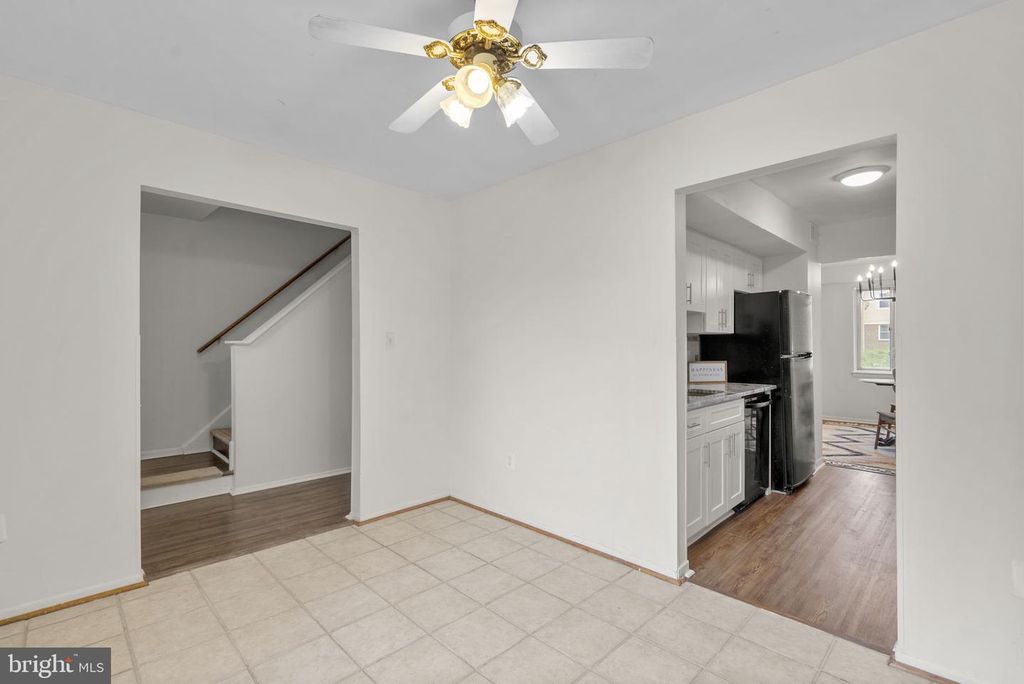 Image 11 of property listing at 758 W SIDE DR #7-G, Gaithersburg, MD 20878