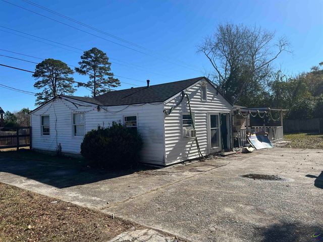 4941 Log Cabin Drive, Macon, GA 31206