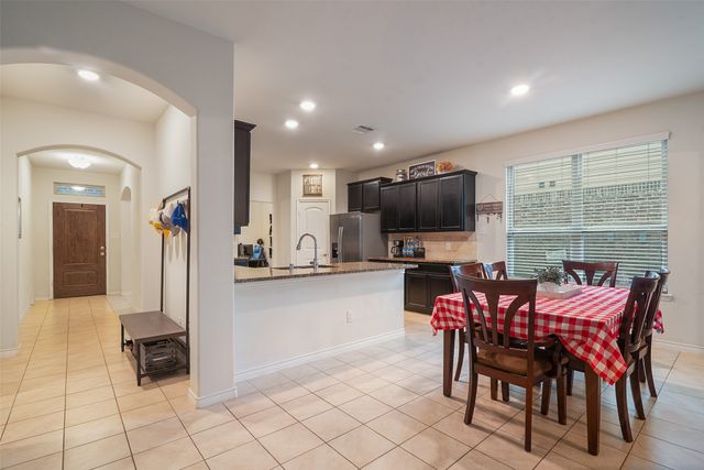 1733 Beasley Street, Van Alstyne, TX 75495
