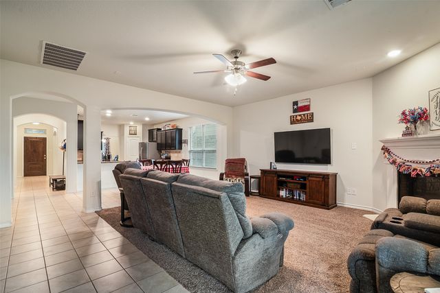 1733 Beasley Street, Van Alstyne, TX 75495