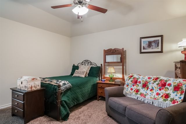 1733 Beasley Street, Van Alstyne, TX 75495