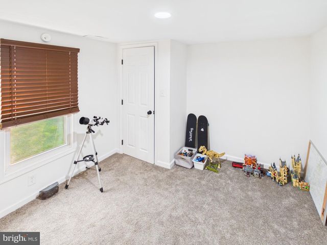 3997 TRONE RD, Glenville, PA 17329