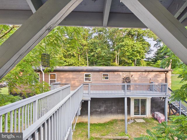 3997 TRONE RD, Glenville, PA 17329