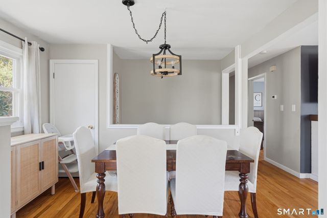 35 Apple Tree Lane, Wallingford, CT 06492