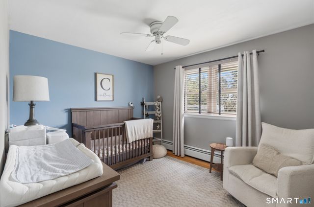 35 Apple Tree Lane, Wallingford, CT 06492