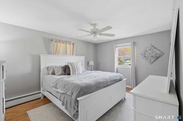 35 Apple Tree Lane, Wallingford, CT 06492