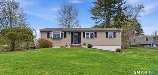 35 Apple Tree Lane, Wallingford, CT 06492