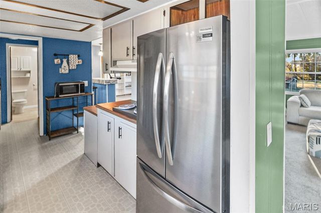 801 Scott Troy Road, Lebanon, IL 62254