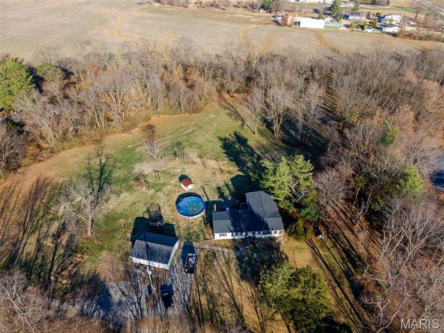 801 Scott Troy Road, Lebanon, IL 62254