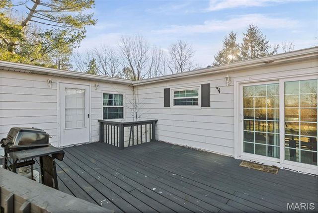 801 Scott Troy Road, Lebanon, IL 62254