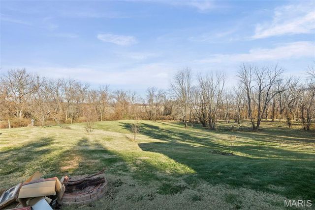 801 Scott Troy Road, Lebanon, IL 62254