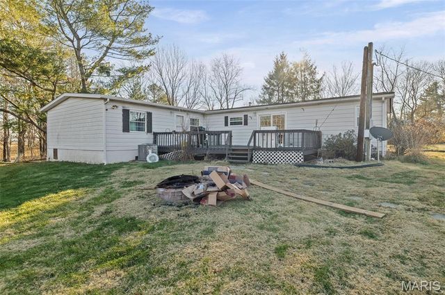 801 Scott Troy Road, Lebanon, IL 62254